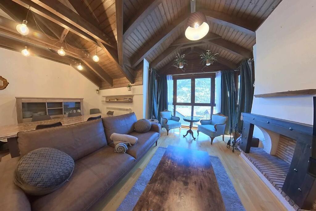 El Refugio De Tena - Tucasaenlospirineos Escarrilla Extérieur photo